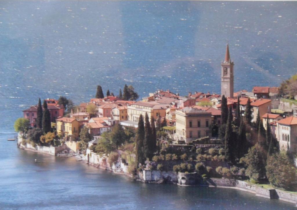 Anna &amp; Caterina House — Hotel in Varenna