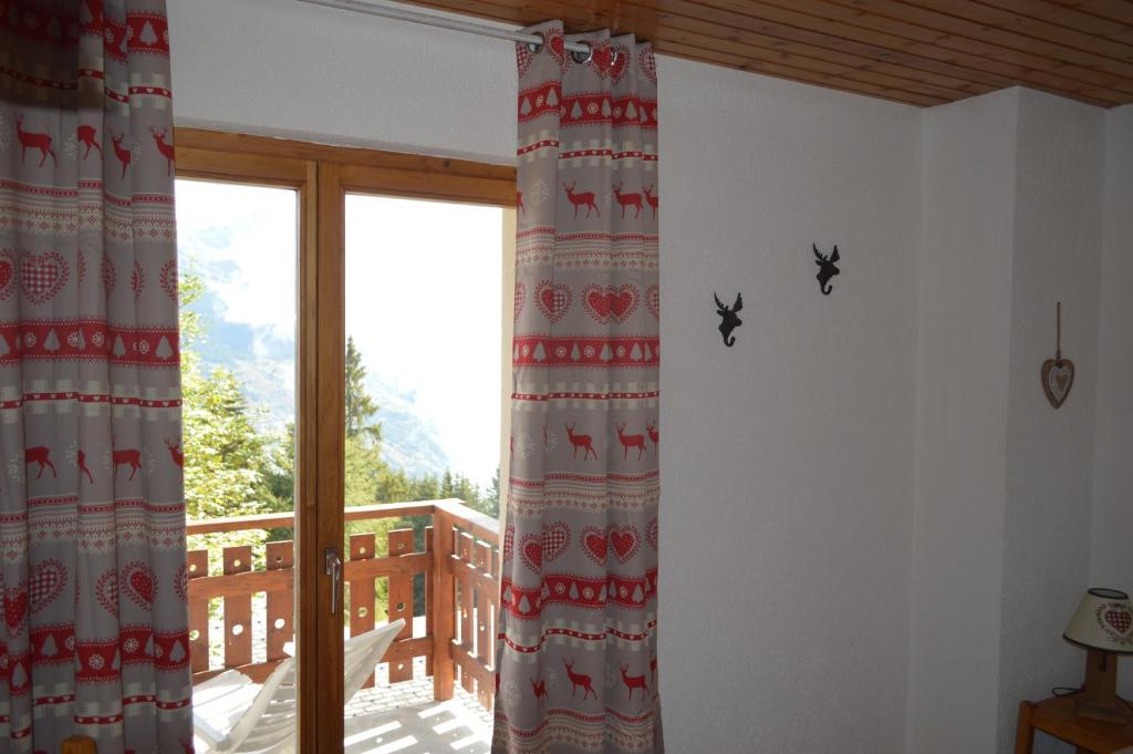 "Chalet le Dahlia - 4 Vallees" - 4