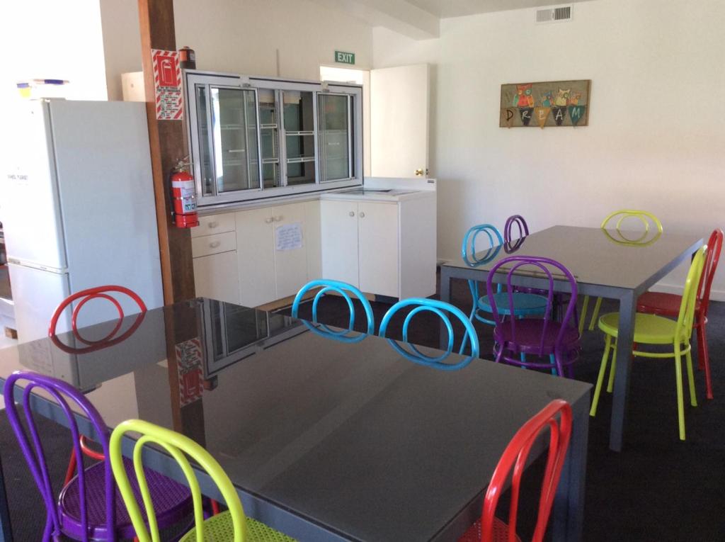 Sunrise Lodge Backpackers