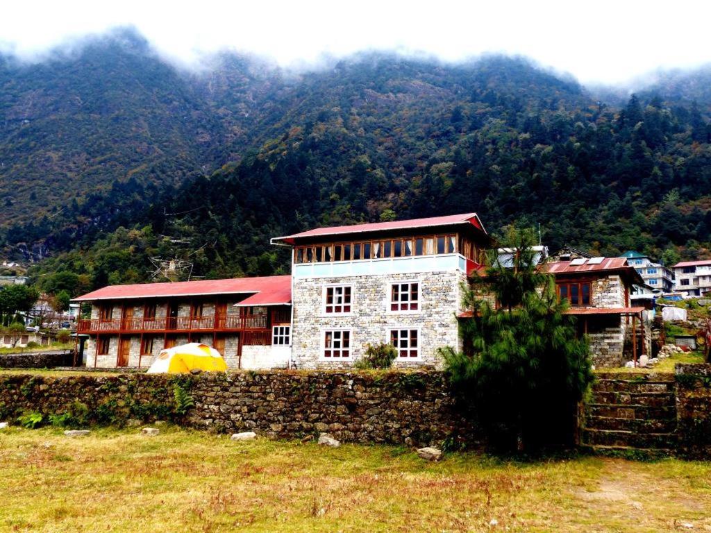 Lukla Airport Resort, Lukla