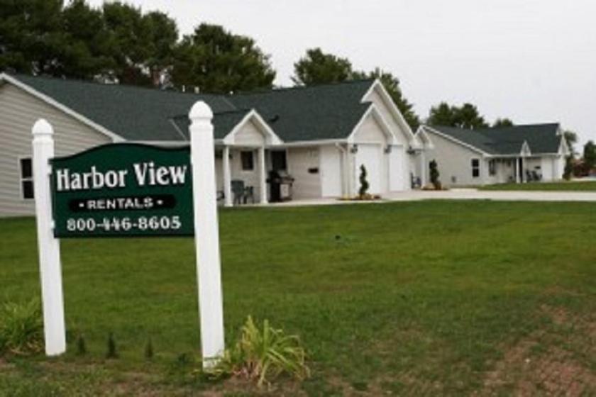 Harbor View Condos — Hotel in Algoma (WI)