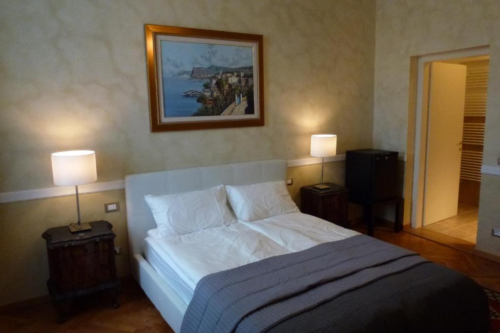 Lady Verona Residence photo