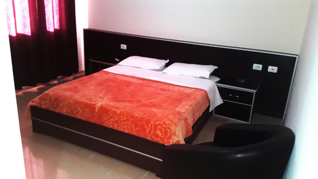 Hotel Alpet photo