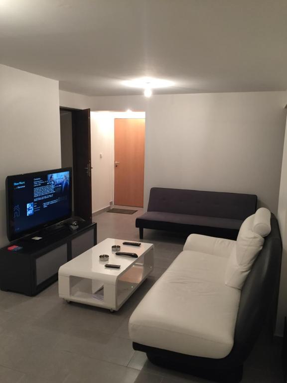 luxury dijon - 1