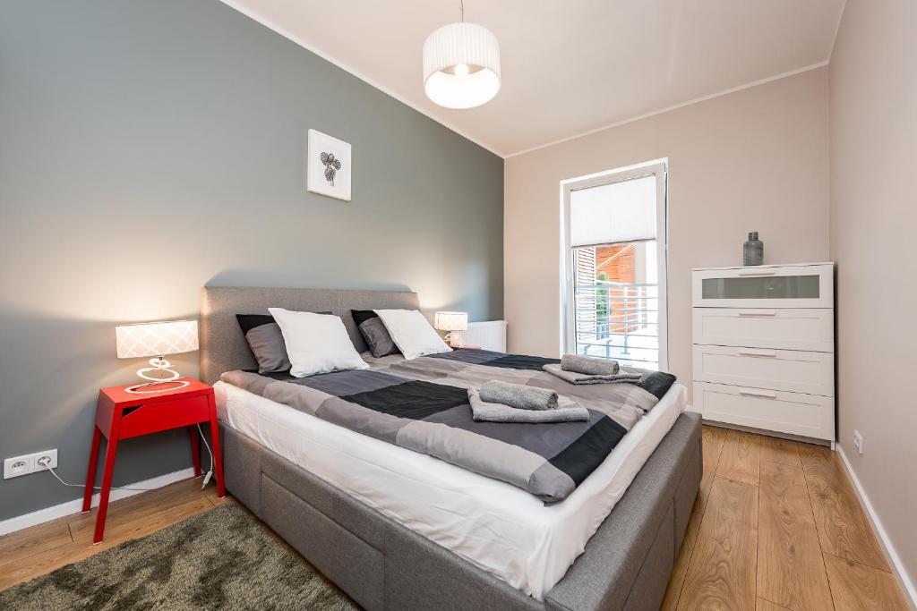 Superior Apartment with Balcony - ul.Francuska 88A/55