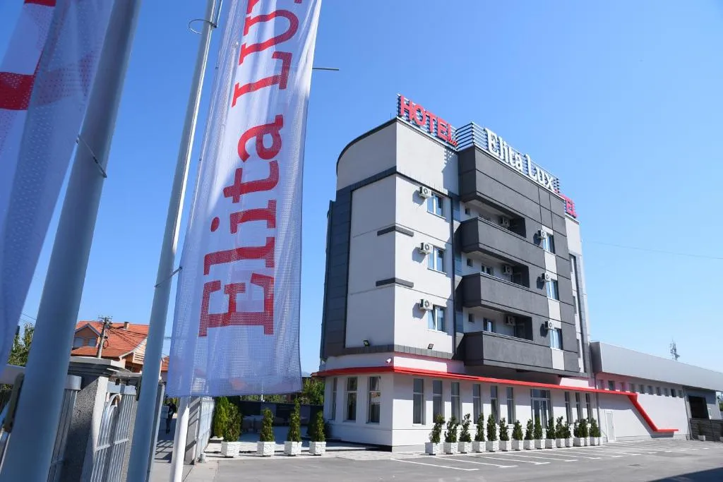 Garni Uni Elita Lux Hotel، فندق في نيشْ