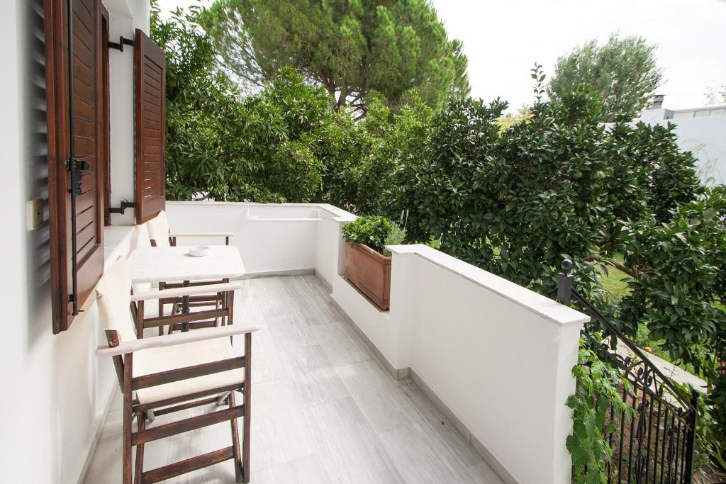 Paris Studios & Apartment photo