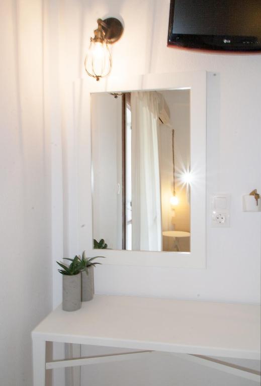 Paris Studios & Apartment photo