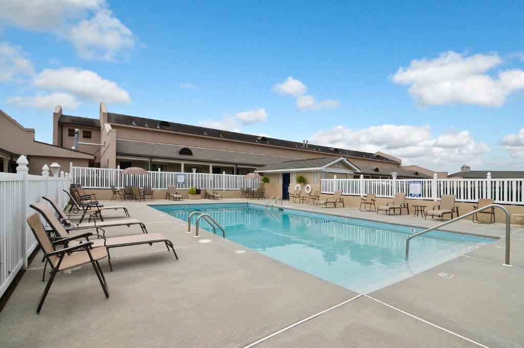 Days Inn By Wyndham Alexander City Photo 1