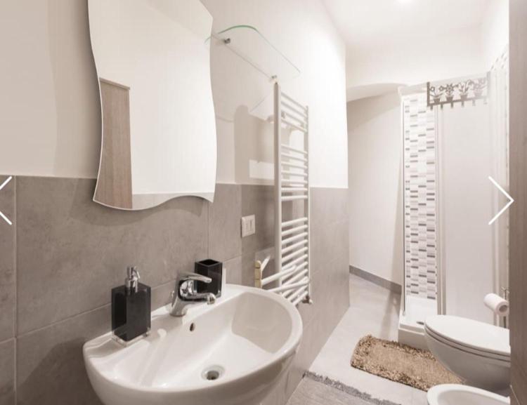 Modern Apartment Sant'Antonino photo