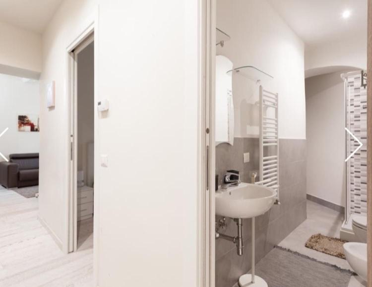 Modern Apartment Sant'Antonino photo