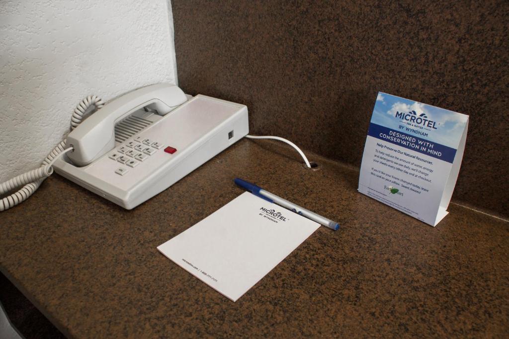 Microtel Inn & Suites by Wyndham Chattanooga/Near Hamilton P photo