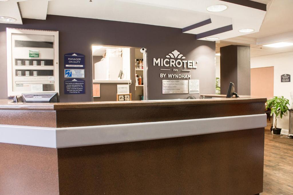 Microtel Inn & Suites by Wyndham Chattanooga/Near Hamilton P photo