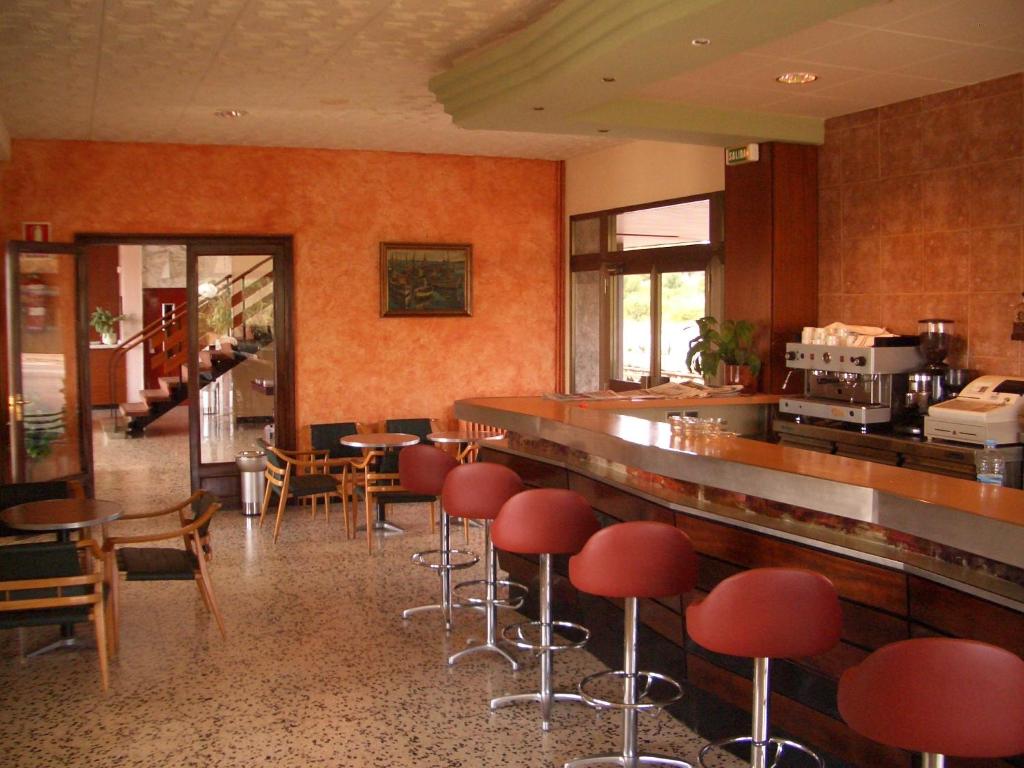 Hotel Sant Jordi - 3