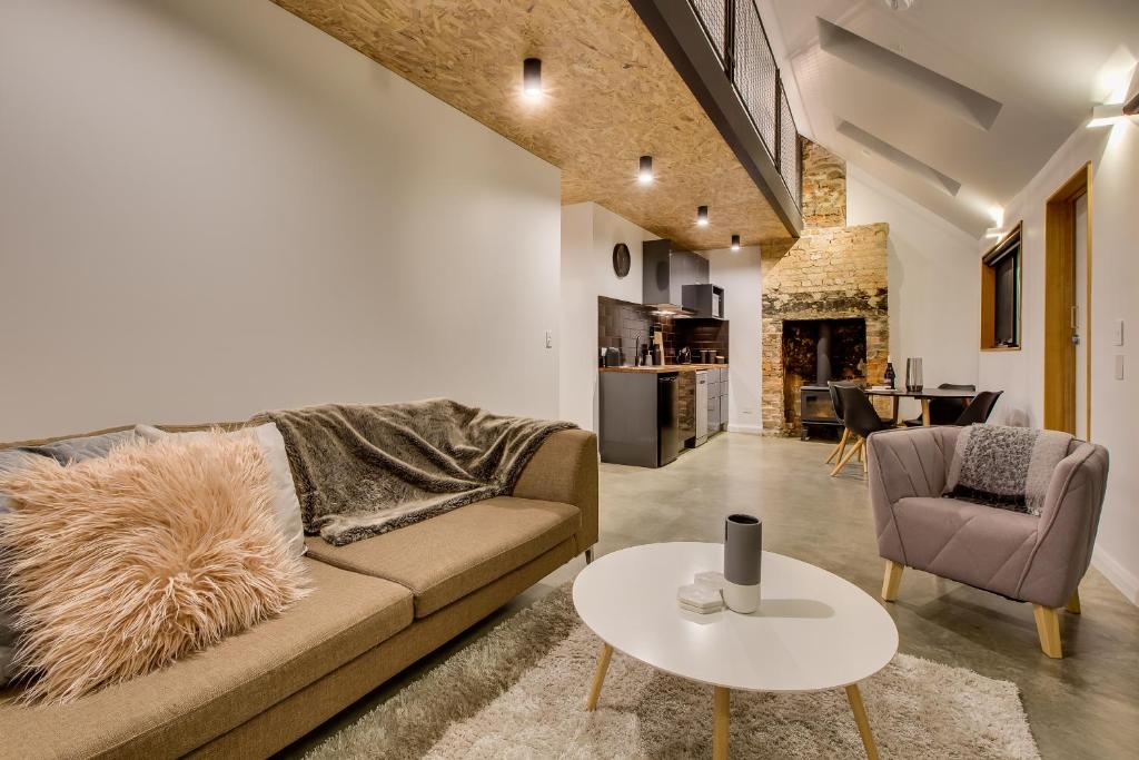 White Room Apartments photo