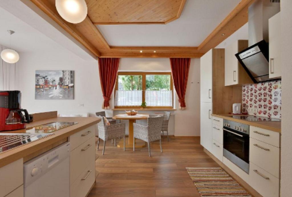 Ferienwohnungen Hauser - 2