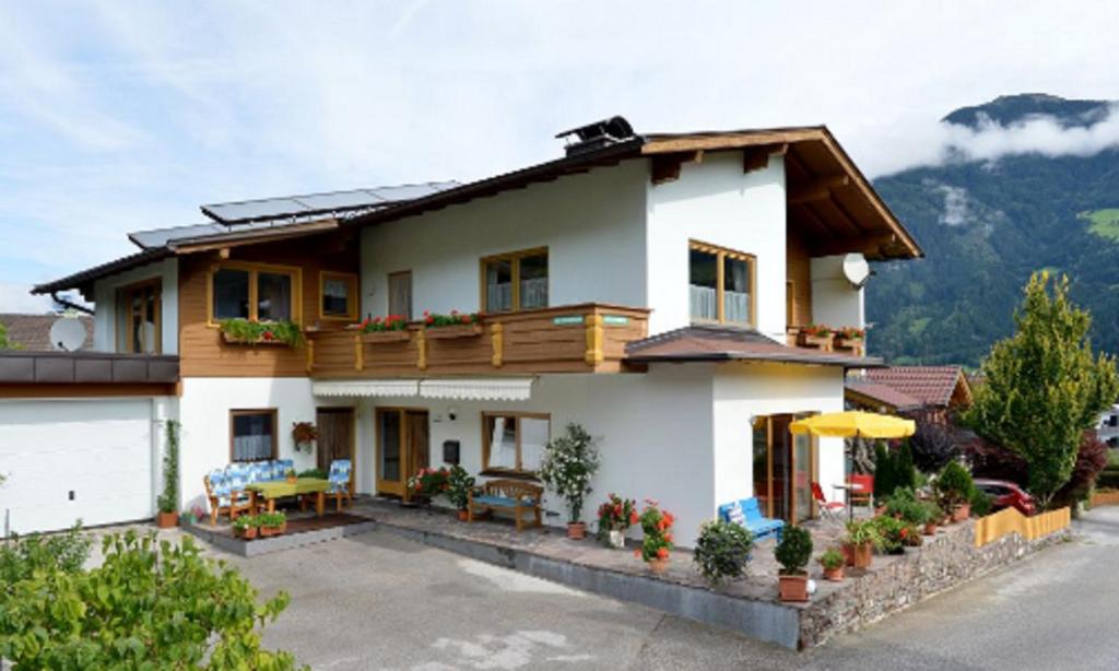 Ferienwohnungen Hauser - 1