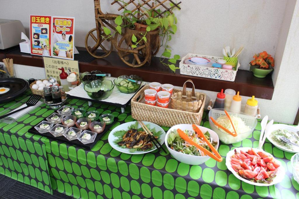 1. 호텔 히가시히로..