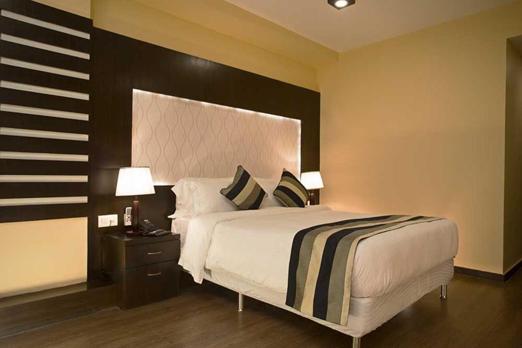 United Business Hotel photo