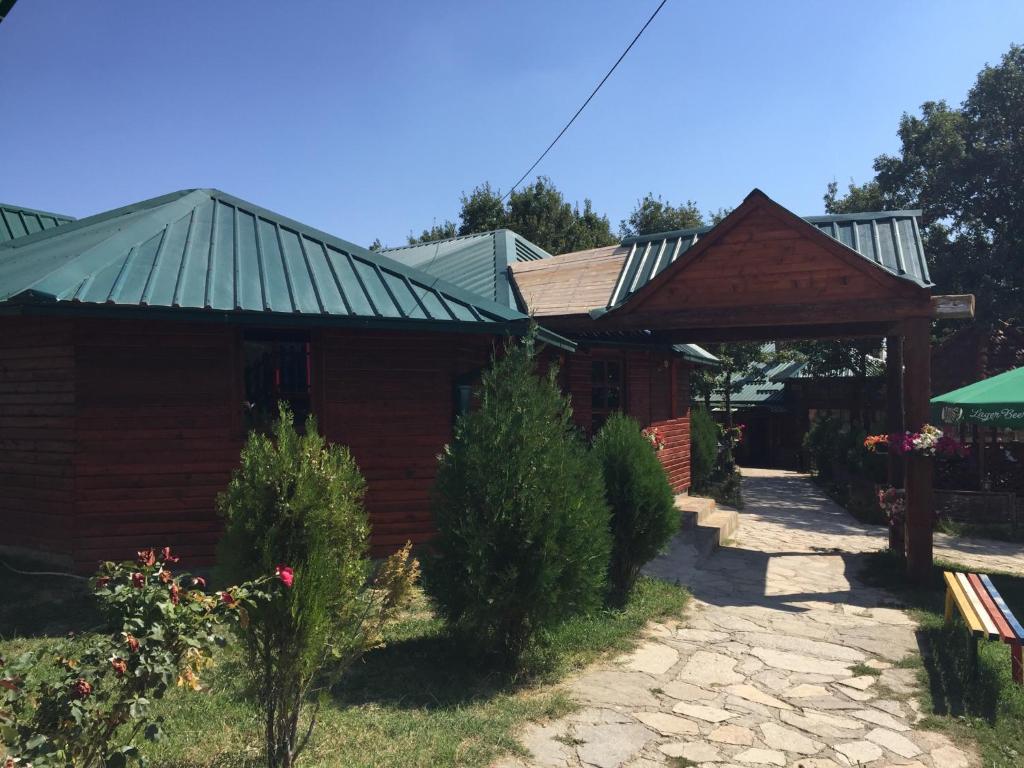 Etno Restoran Ranc — Hotel in Veles
