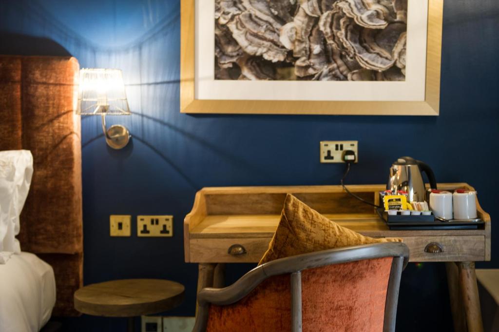 The Bulls Head by Innkeeper's Collection photo