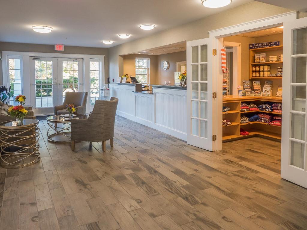Acadia Inn photo