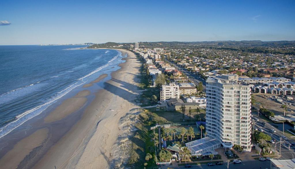 19th Avenue On The Beach Apartments photo