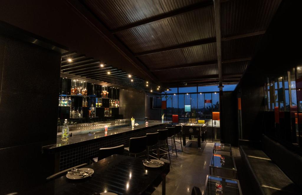 Bar/lounge