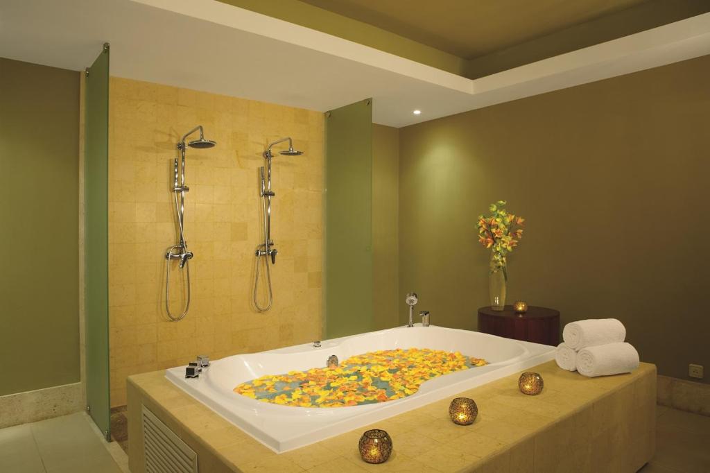Secrets Royal Beach Punta Cana - All Inclusive - Adult Only Photo 10