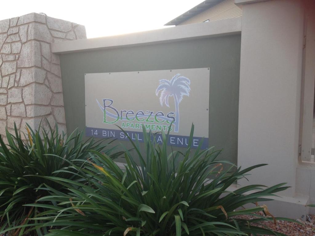 Breezes Apartments photo