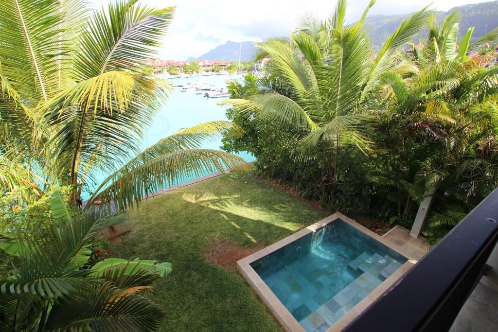 Eden Island Leisure Villas photo