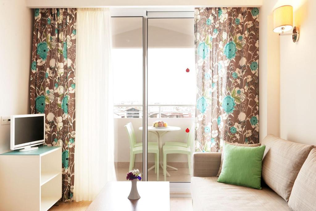 Calimera Side Resort — Hotel rooms in Side