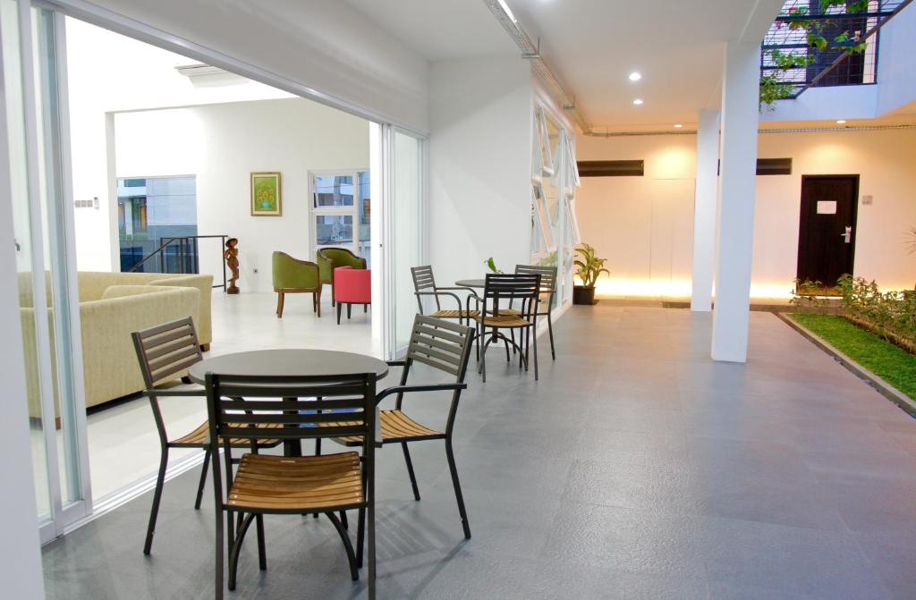 アンペラ アベニュー レジデンス (Ampera Avenue Residence)