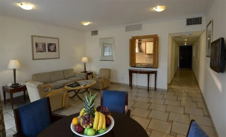 Seashell Julai'a Hotel & Resort Family resort, hotel in Al Qulay‘ah