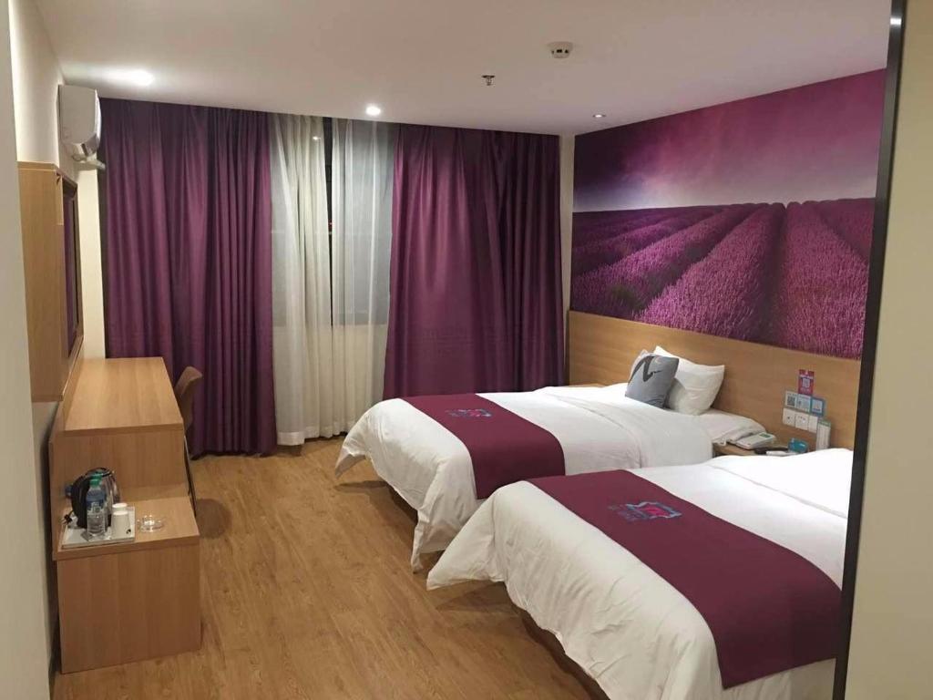 Pai Hotel Guiyang Daximen West Zhongshan Metro Station photo