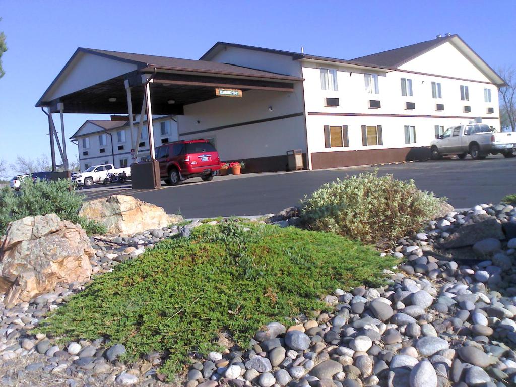 Colstrip Inn &amp; Suites — Hotel in Colstrip (MT)