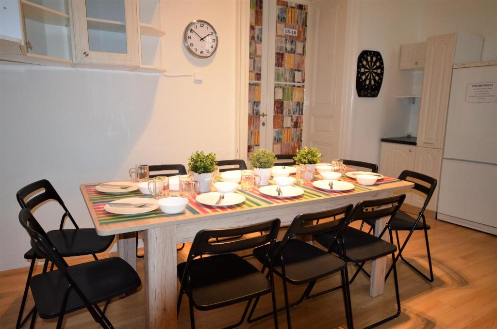 Kitchen, Travel&Joy backpackers in Prague