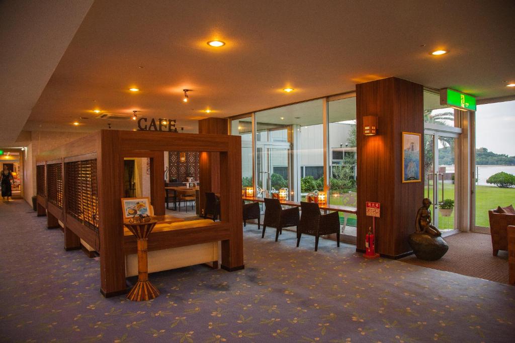 Bar/lounge, Shodoshima International Hotel in Shodoshima