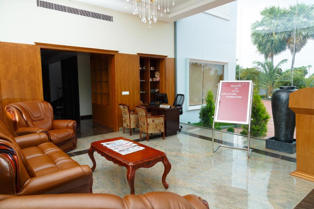 Hotel Gopalapuram International photo
