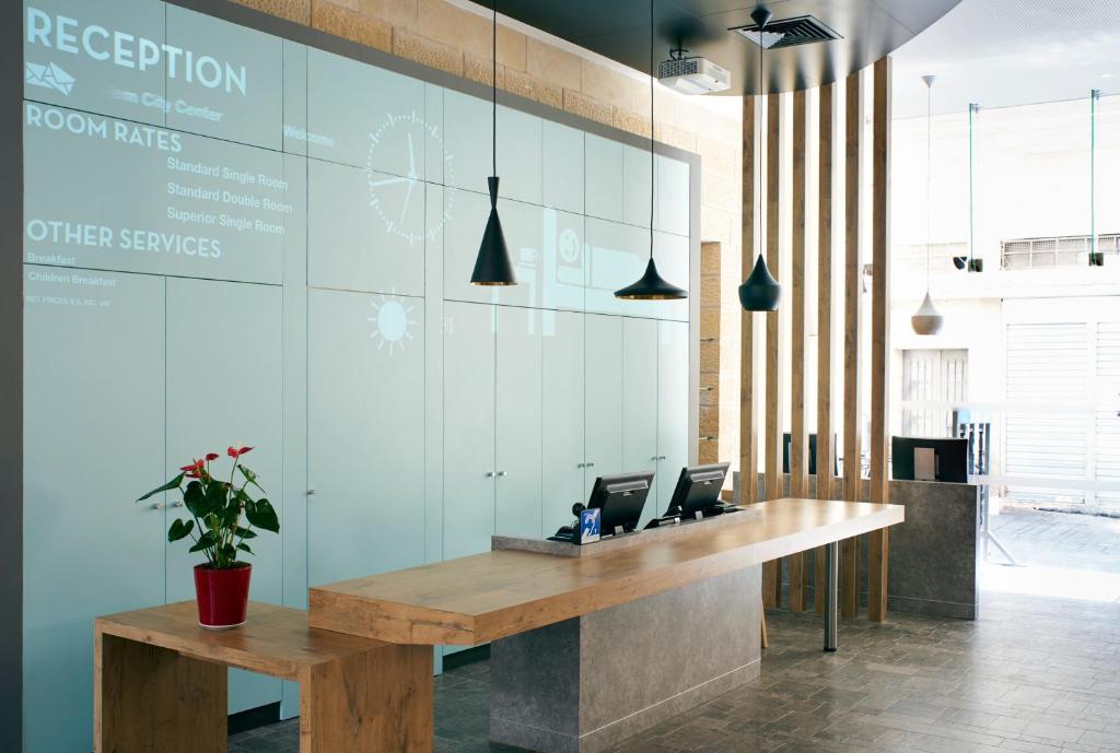 Lobby, ibis Jerusalem City Center in Jerusalem