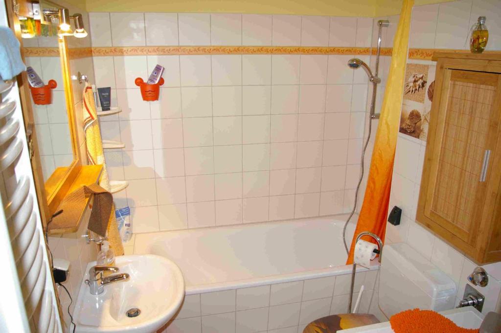 2-Zimmer-Ferienwohnung "Garten der Welt" photo