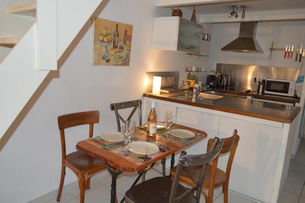 Studio loft avec terrasse centre historique - 3