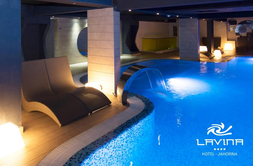 Hotel Lavina — Hotel in Jahorina