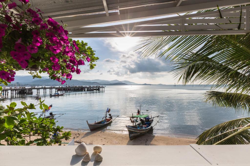 Exquisite Seaside Studio near Big Buddha photo