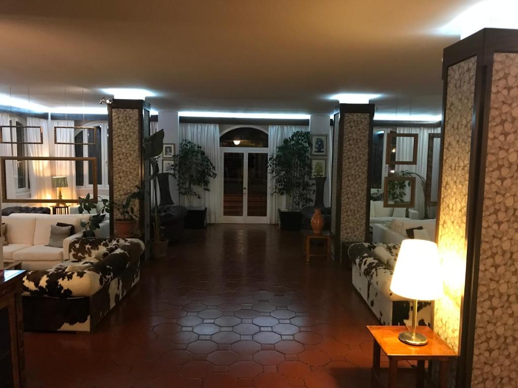 Hotel 1908 photo