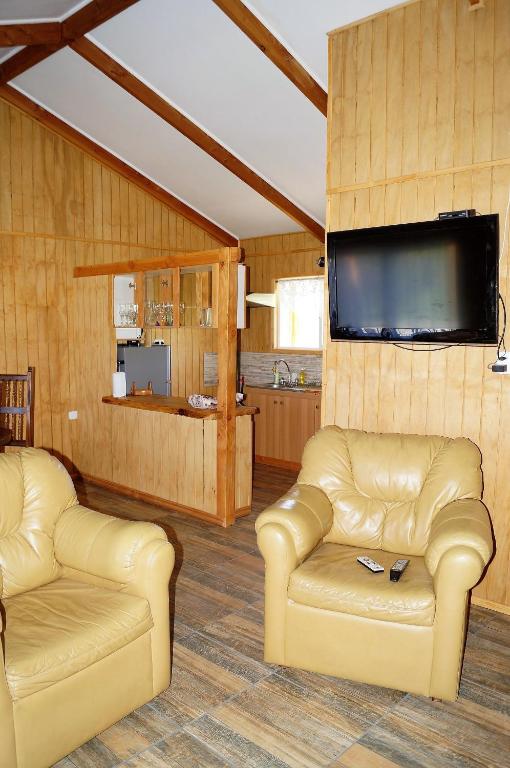 Cabanas 4 Volcanes Frutillar photo