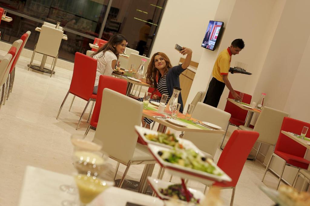 Bar/lounge