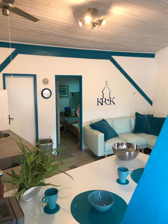 Summer Home in Krk Center "Casa Magdalena" — Hotel in Krk Island