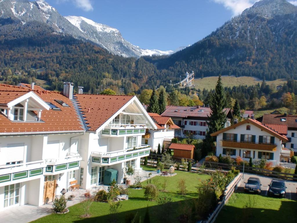 Alpenflair Ferienwohnungen Whg 214 "Schanzenblick" - 2