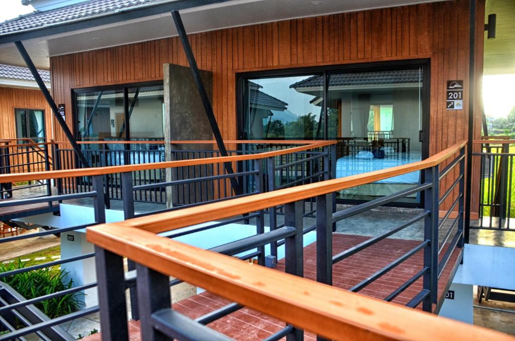 ระเบียง/ชานเรือน